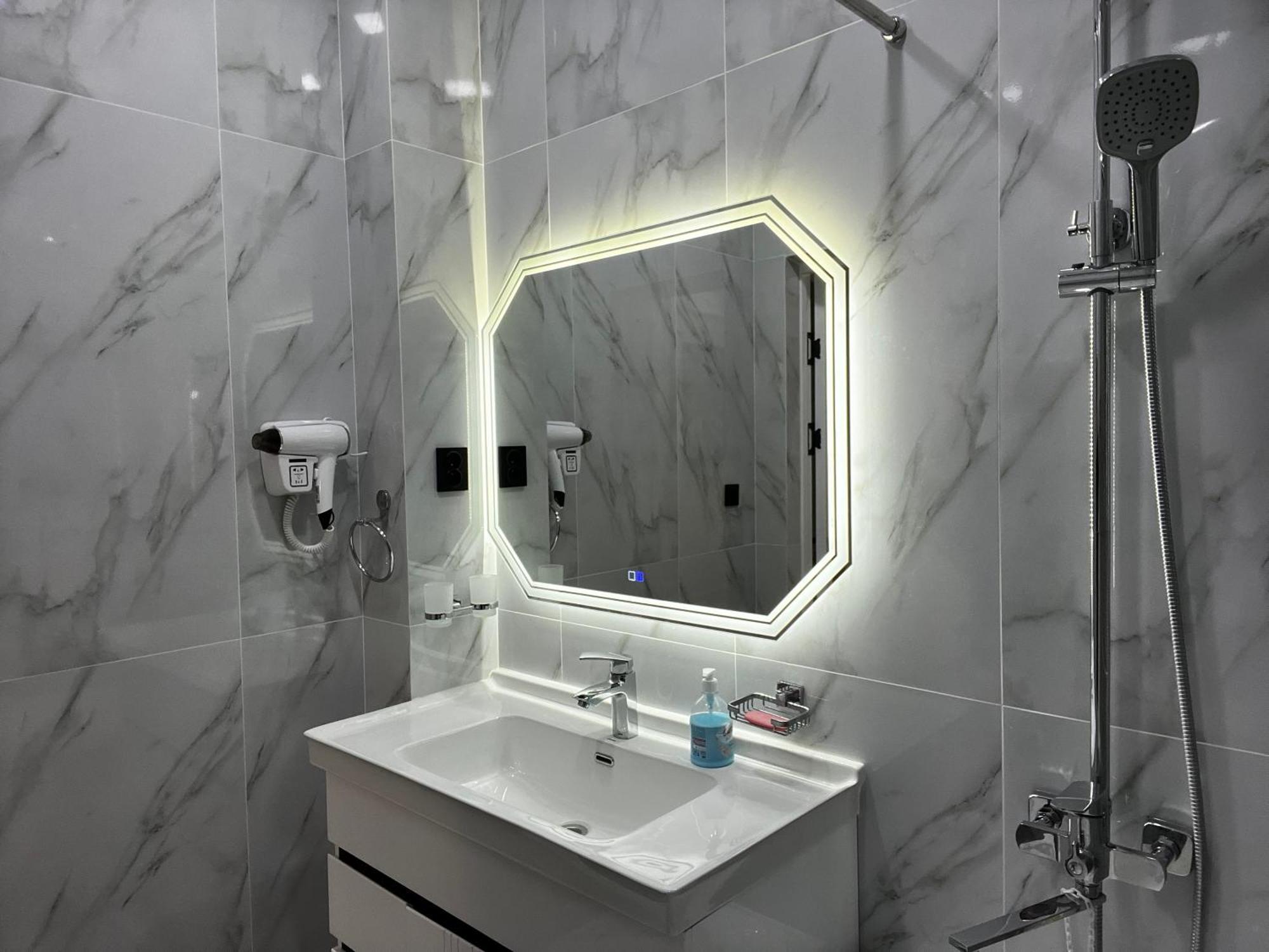 New Apartment Near The Savitsky Museum And Central Bazaar Нукус Екстер'єр фото